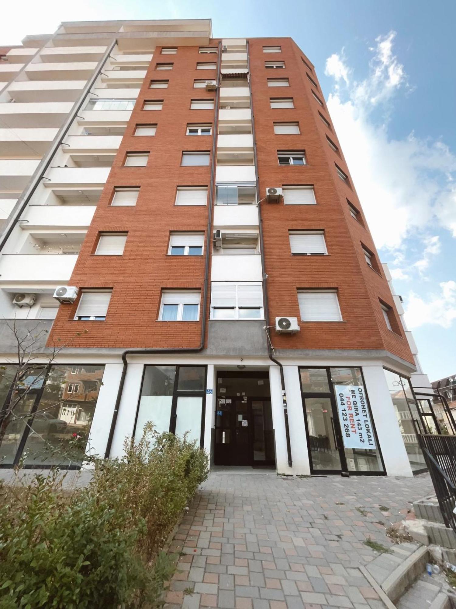 Apartment Troi Приштина Екстер'єр фото