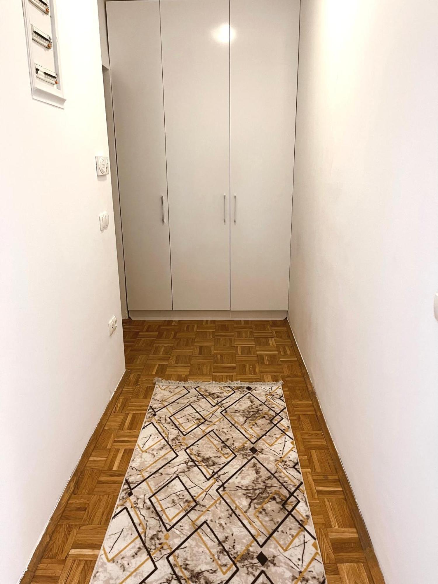 Apartment Troi Приштина Екстер'єр фото